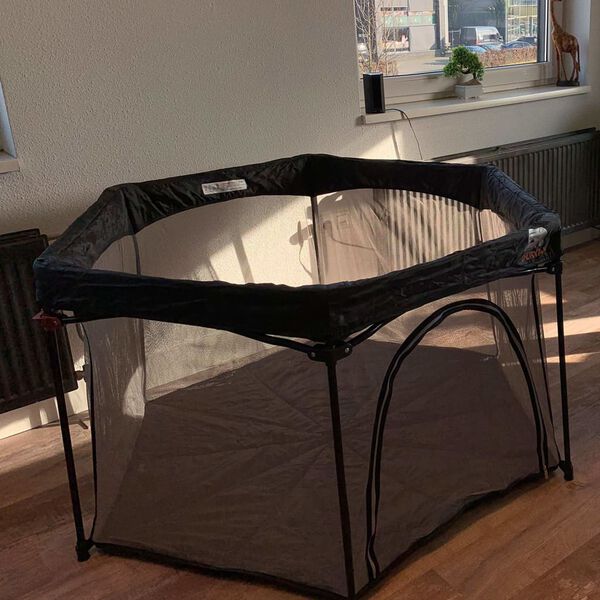 DERYAN Portable PlayPen 135x135x75 cm Black