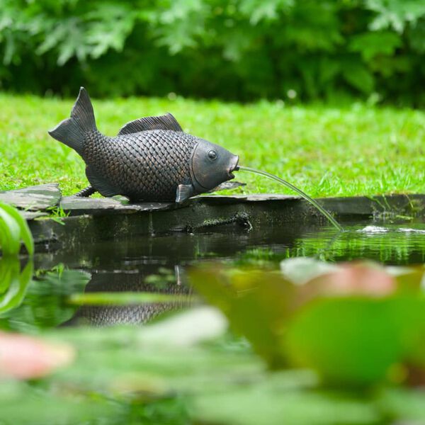 Ubbink Spitter Garden Fountain Fish Lying