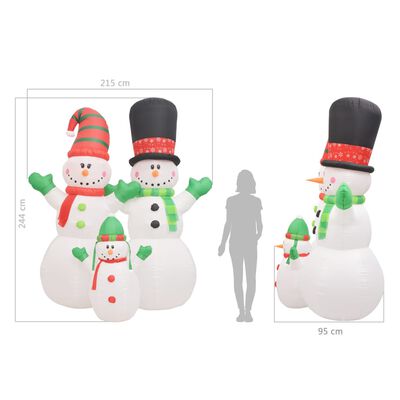 vidaXL Christmas Inflatable Snowmen Santa Family LED IP44 240 cm