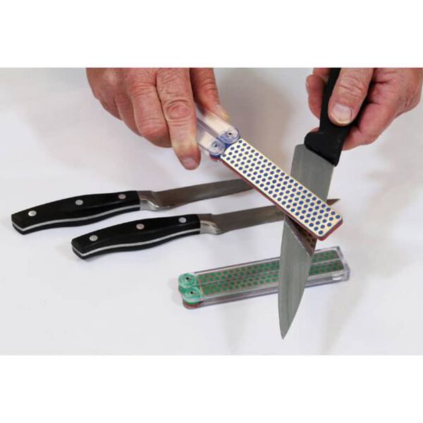 DMT 2-sided Diamond Sharpener Diafold 325/600 Grit Double Sided
