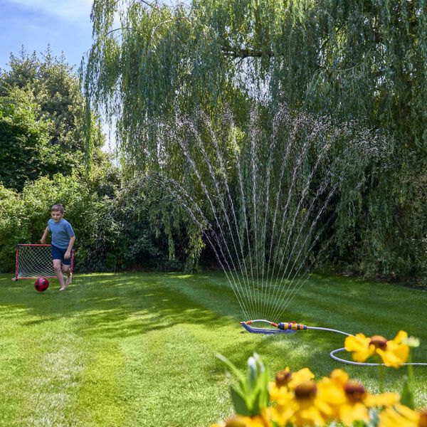 Hozelock Oscillating Sprinkler Aquasave Pro 220 m&sup2;
