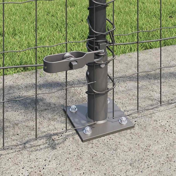 Showing Product Image 4 of 18