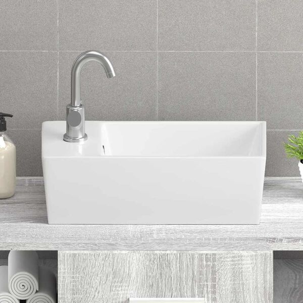 Showing Product Image 3 of 8