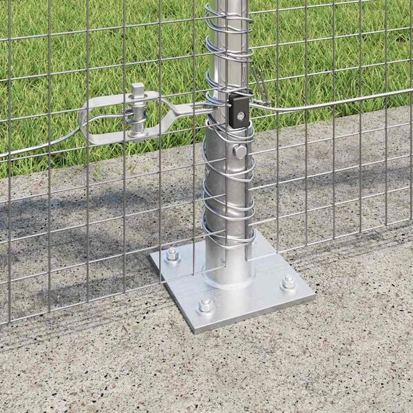 Showing Product Image 4 of 18