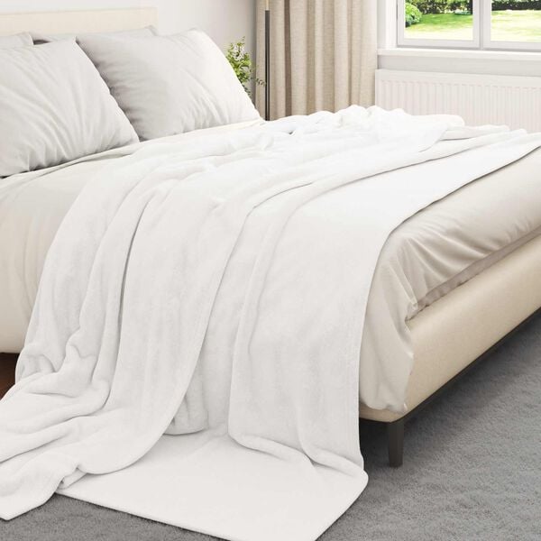 vidaXL Throw Blankets 6 pcs White 240 x 270 cm Fleece