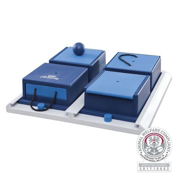 TRIXIE Dog Activity Poker Box 1 Strategy Game