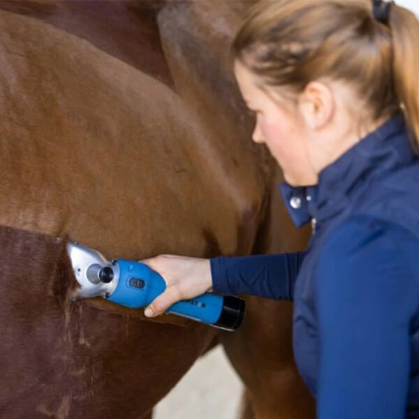 Kerbl Farm Clippers for Horse Akku2