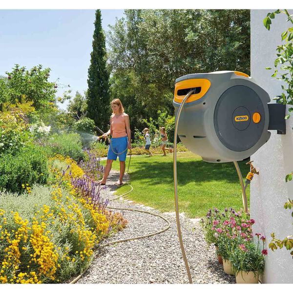Hozelock Wall Mounted Hose Reel with 30 m Hose Auto Reel