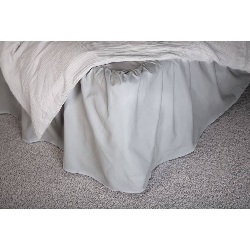 A bed skirt discount