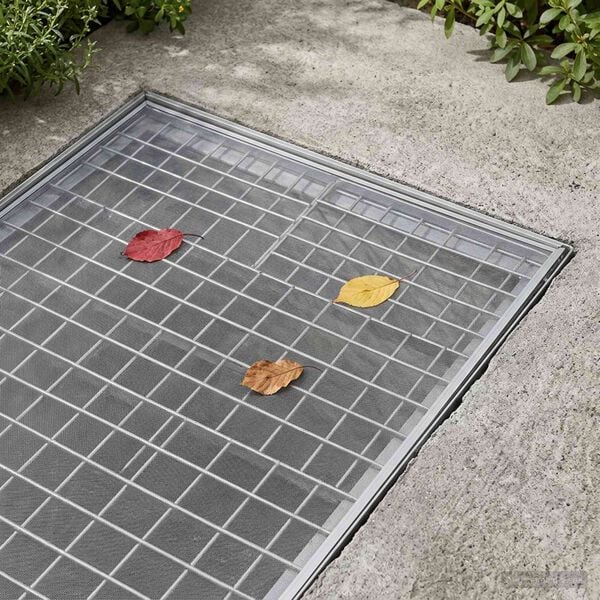 Showing Product Image 2 of 7