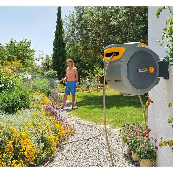 Hozelock Wall Mounted Hose Reel with 20 m Hose Auto Reel