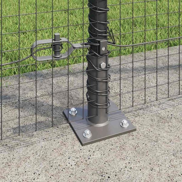 Showing Product Image 4 of 18