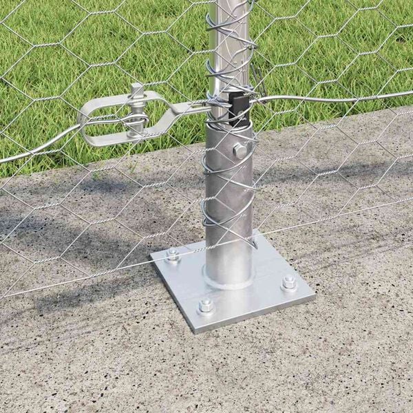 Showing Product Image 4 of 18
