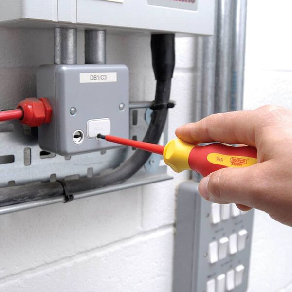 Draper Tools 18 Piece Voltage Tester & Insulated Screwdriver Set 05776