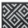 vidaXL Outdoor Carpet ARAKIL White and Black 140x200 cm PP